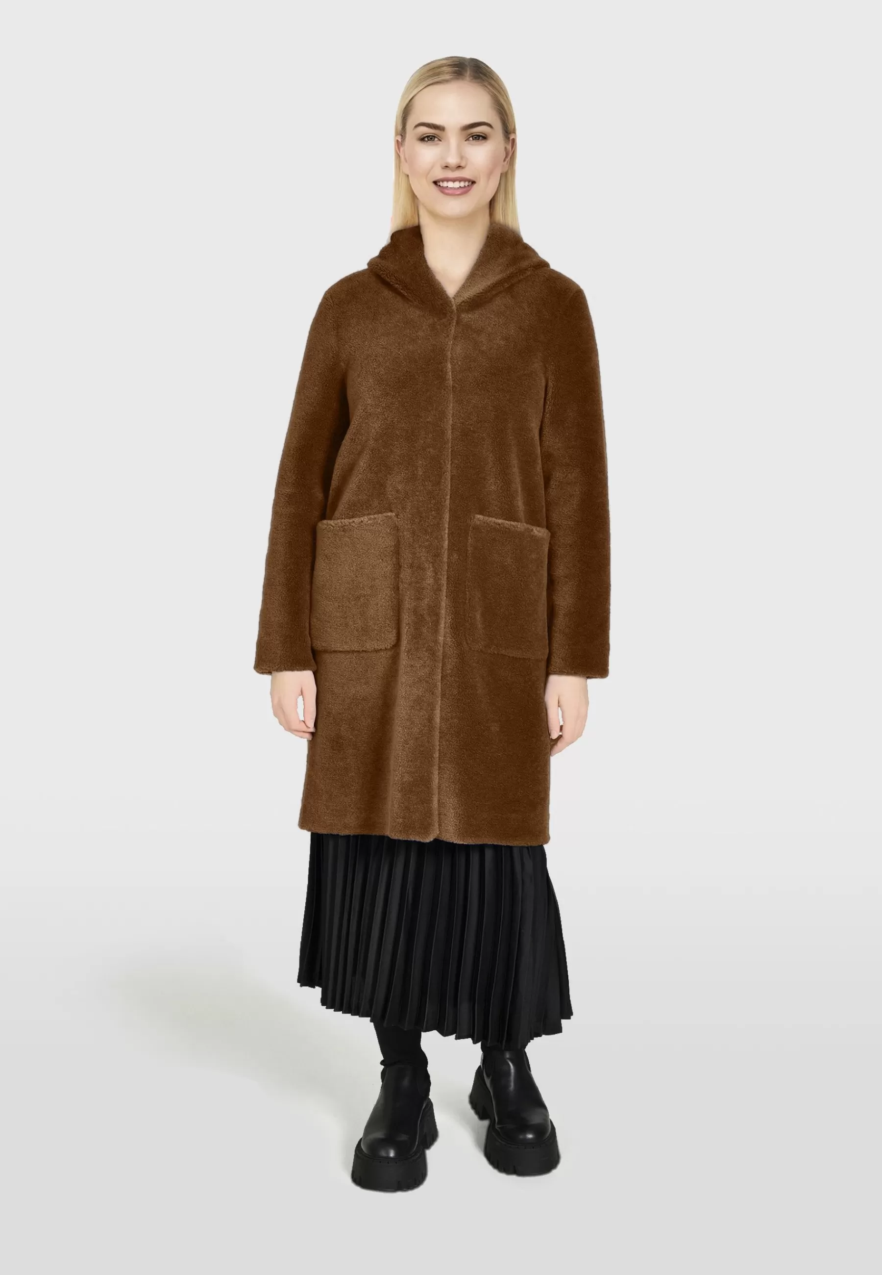 Angelique - Manteau Classique | Oakwood Store