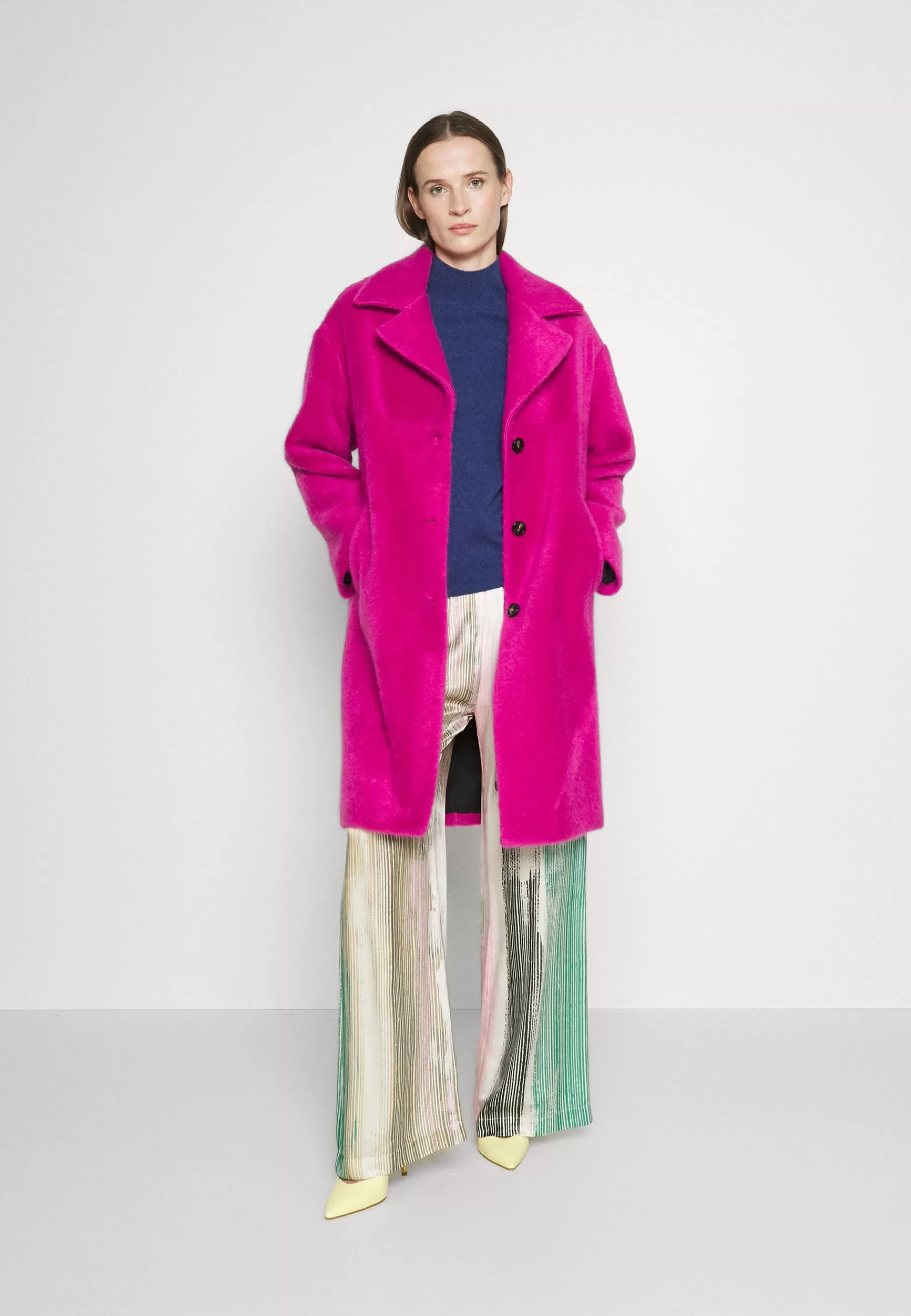 Coat - Manteau Classique | Repeat Sale