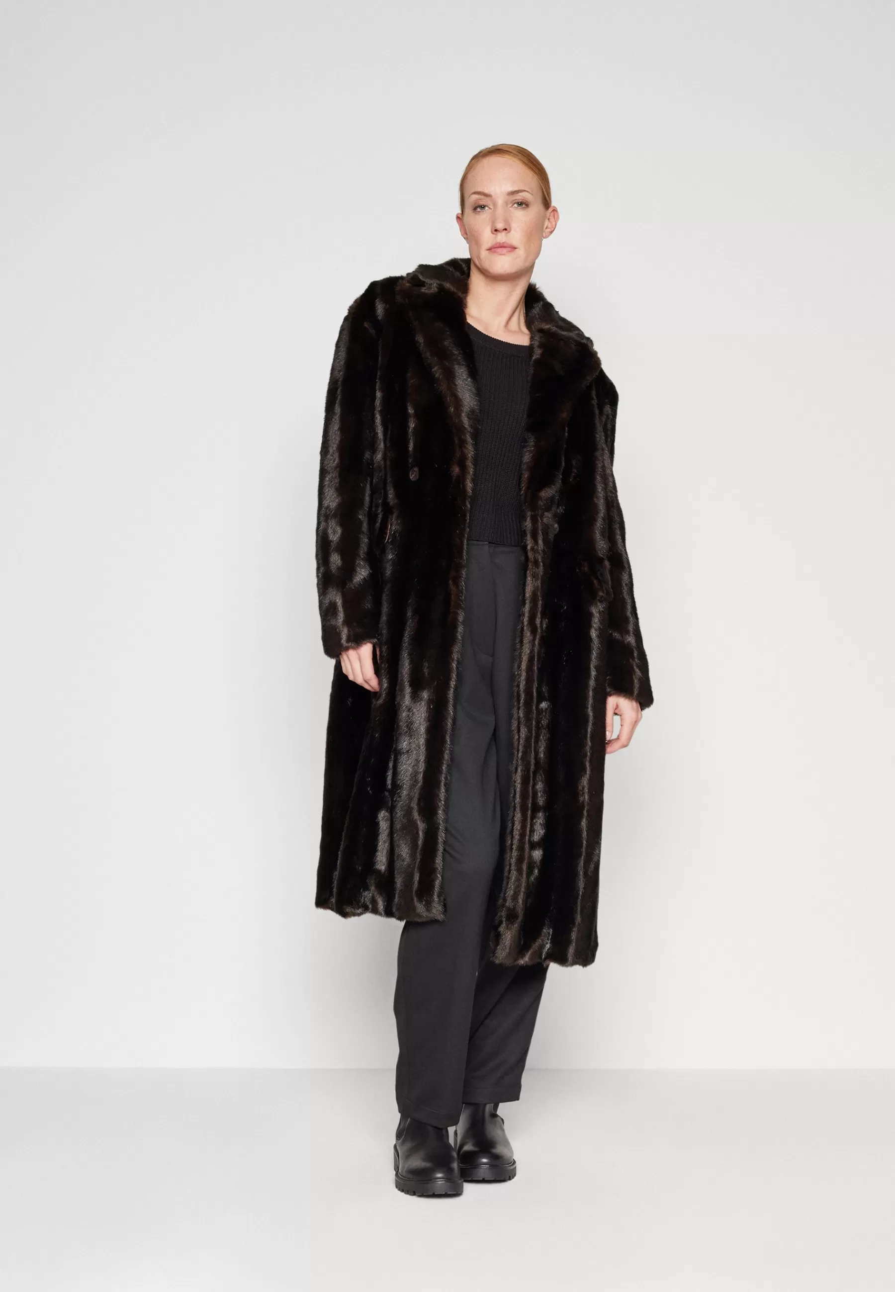 Femme By Malina Elaina Faux Fur Coat - Manteau D'Hiver