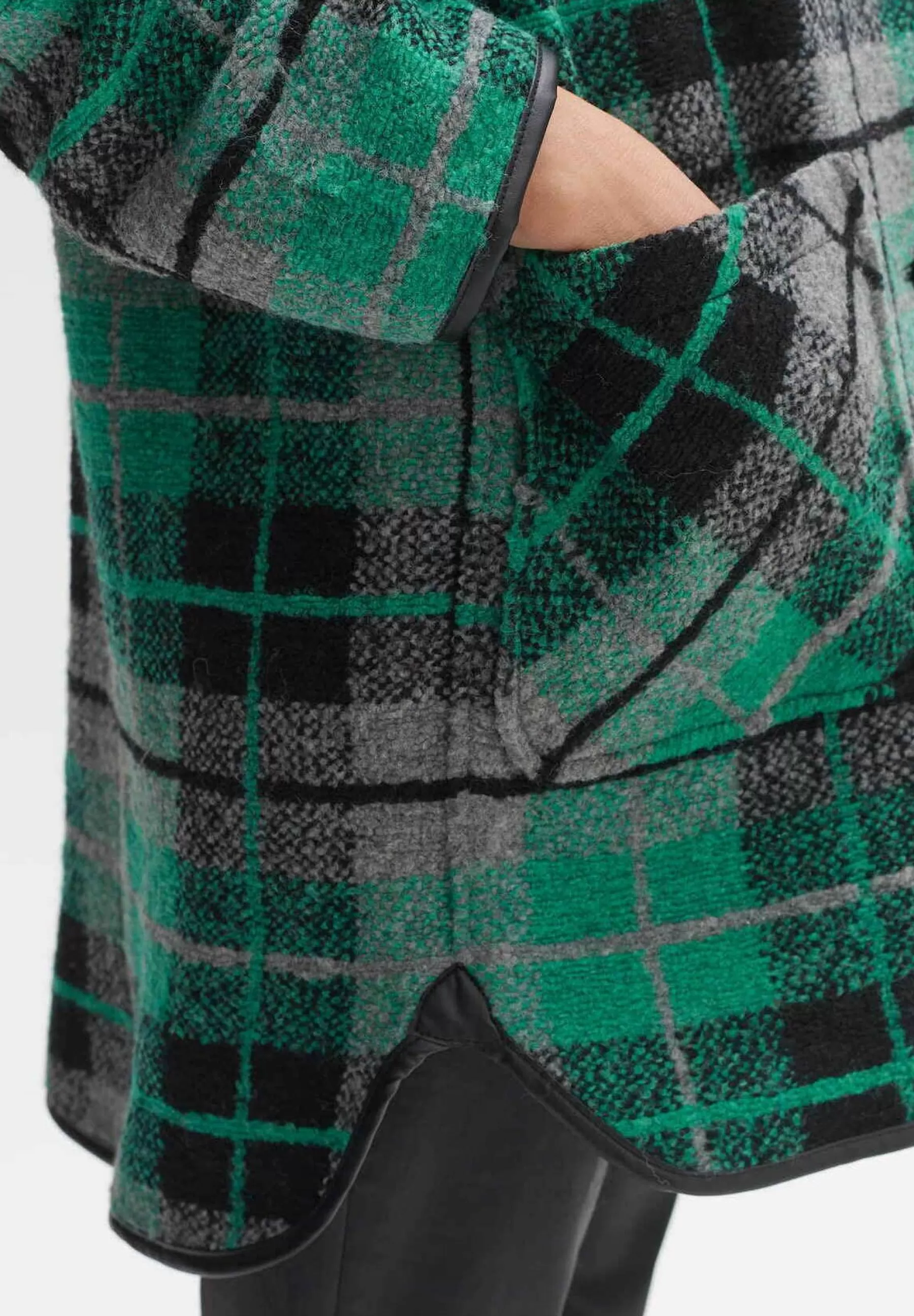 Manteau Court | Opus Store
