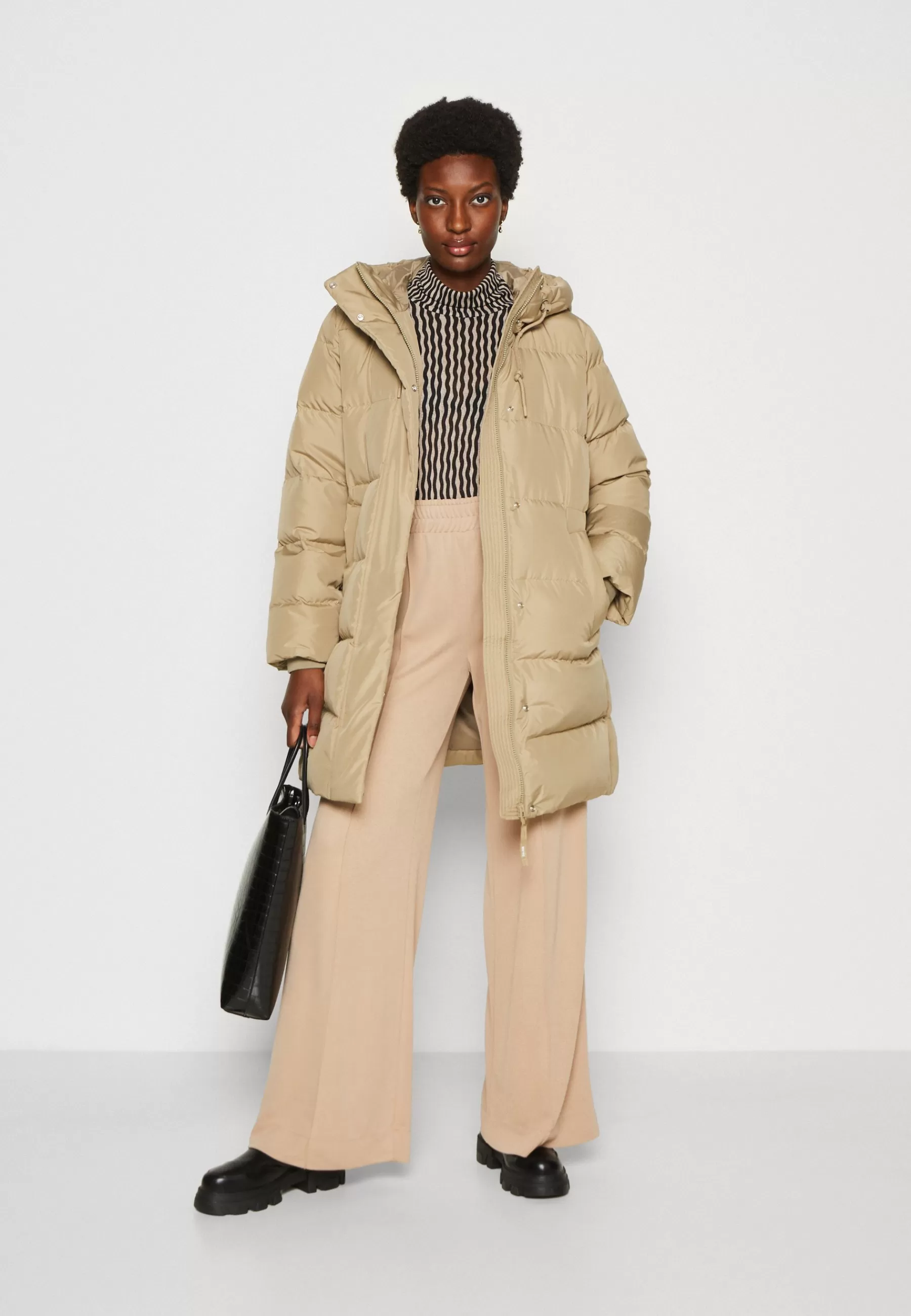 Femme Marc O'Polo DENIM Midi Responsible Puffer With Hood Welt Pockets Sideseam Slits - Doudoune