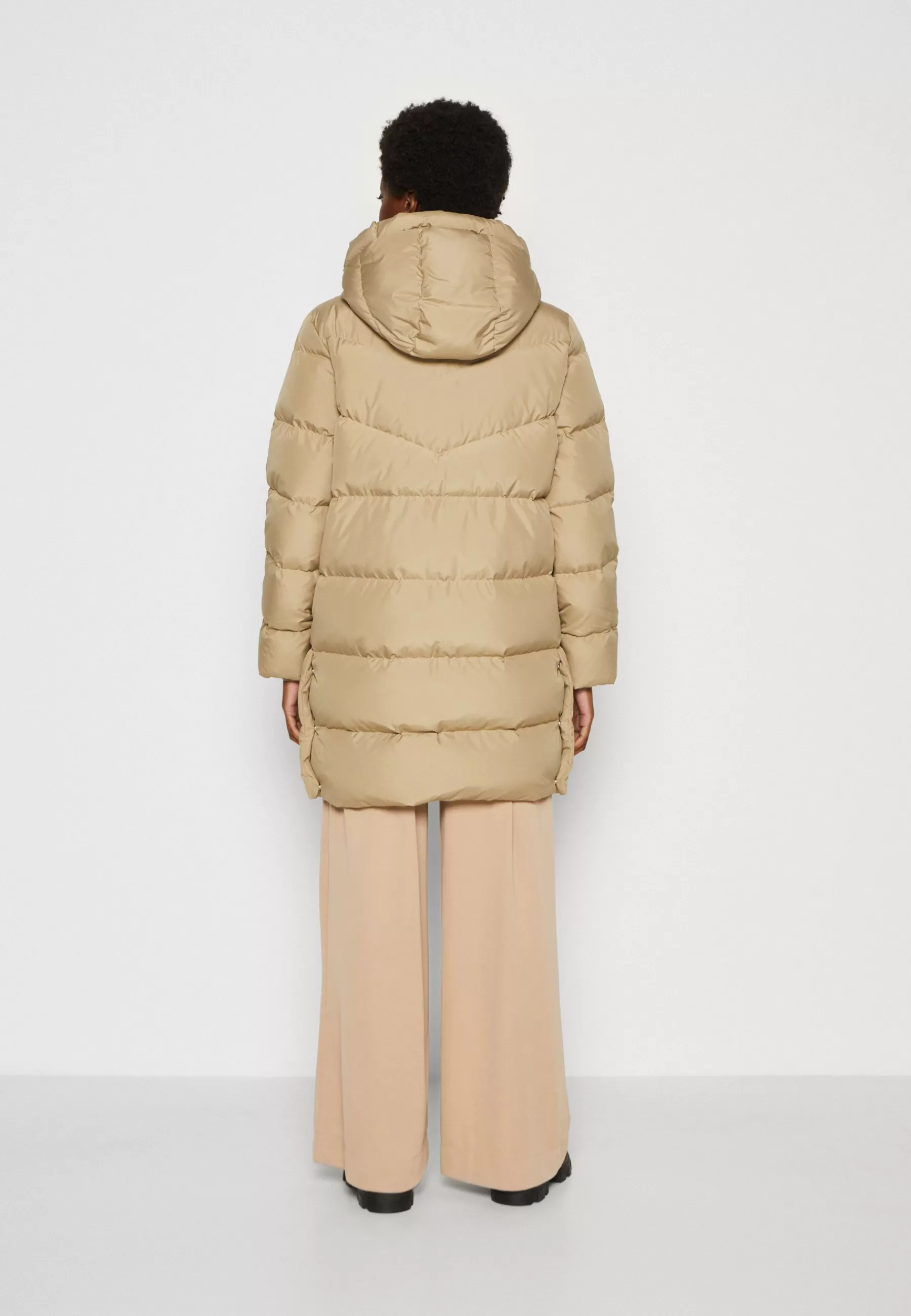 Femme Marc O'Polo DENIM Midi Responsible Puffer With Hood Welt Pockets Sideseam Slits - Doudoune