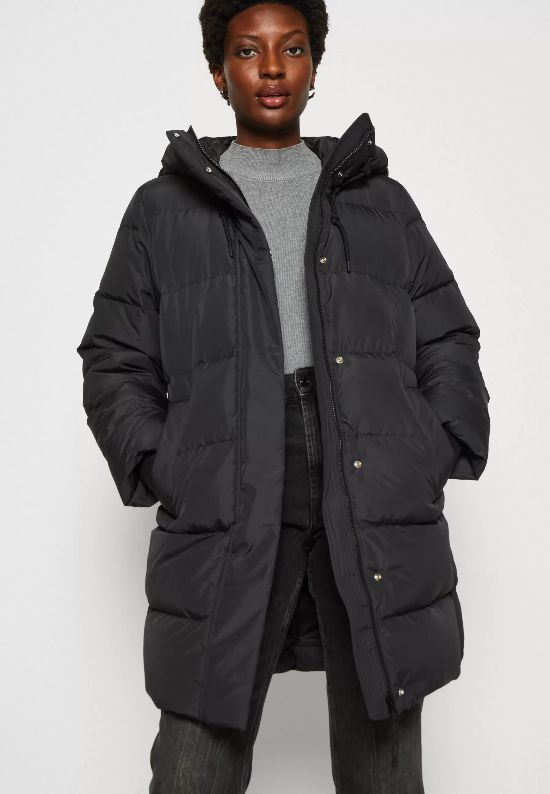 Femme Marc O'Polo DENIM Midi Responsible Puffer With Hood Welt Pockets Sideseam Slits - Doudoune