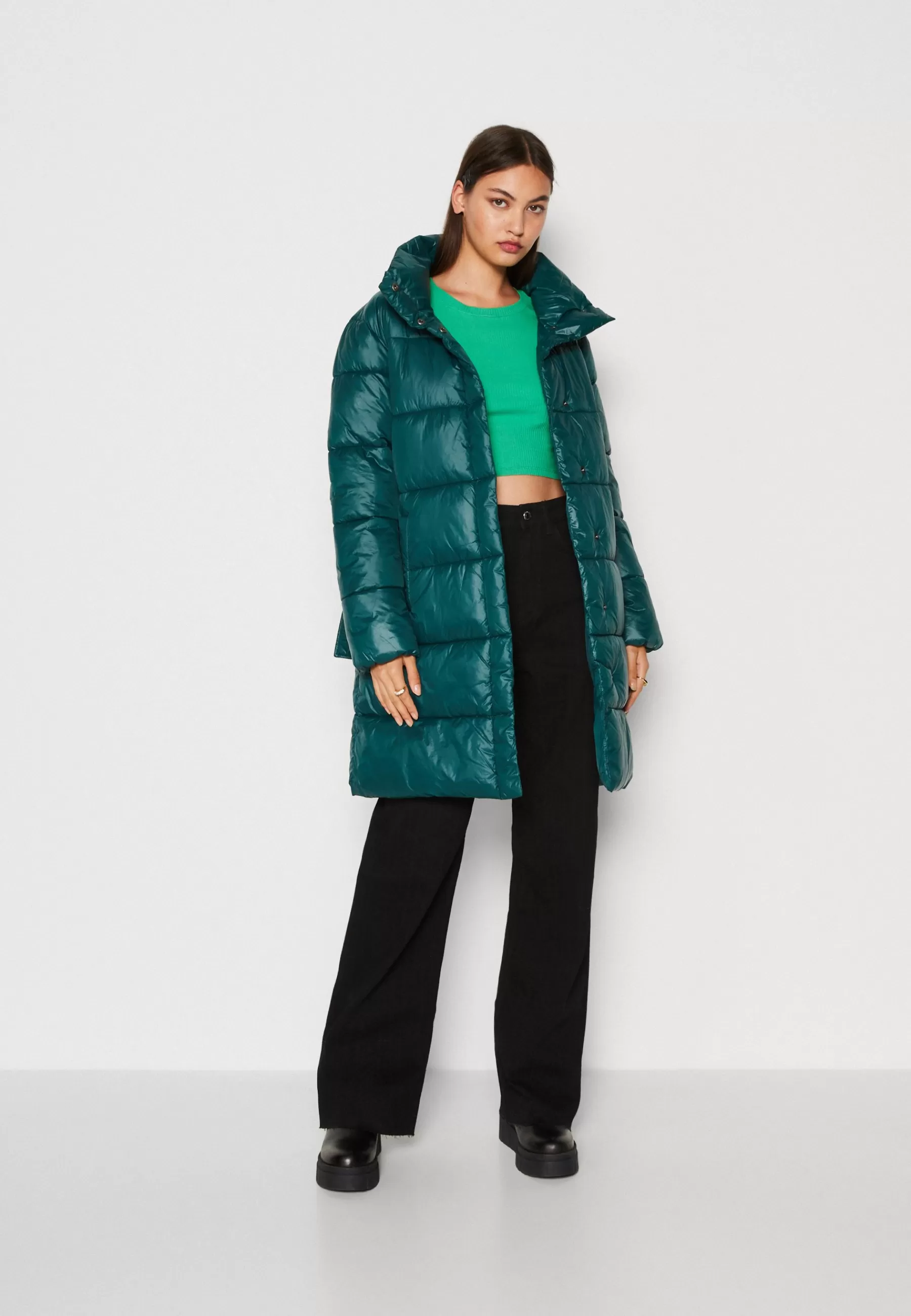 Femme ONLY Onlbailey Belted Highneck Puffer - Manteau D'Hiver